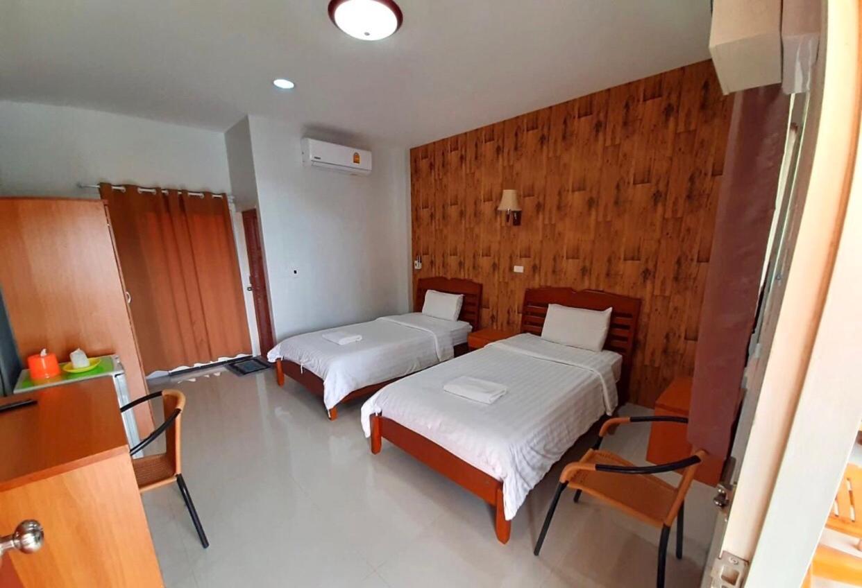 Pantip Residence Nan Bagian luar foto